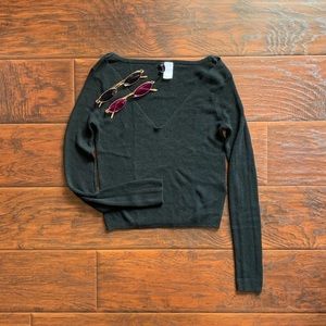 💫 Black Long Sleeve Vneck Crop Top 💫